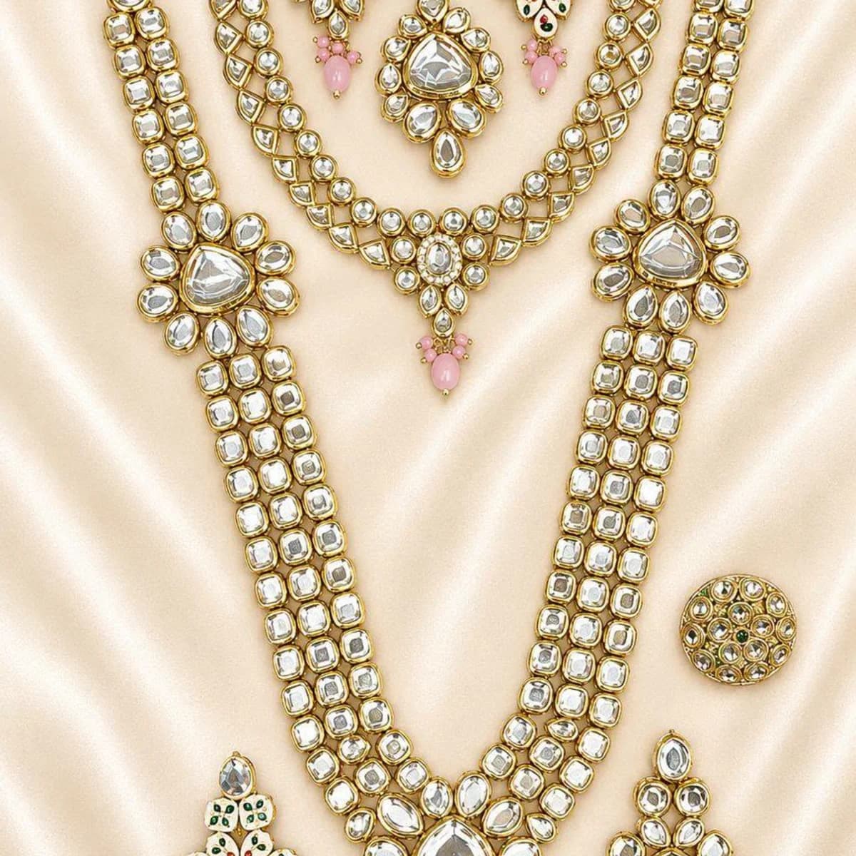 Emerald Grace Necklace